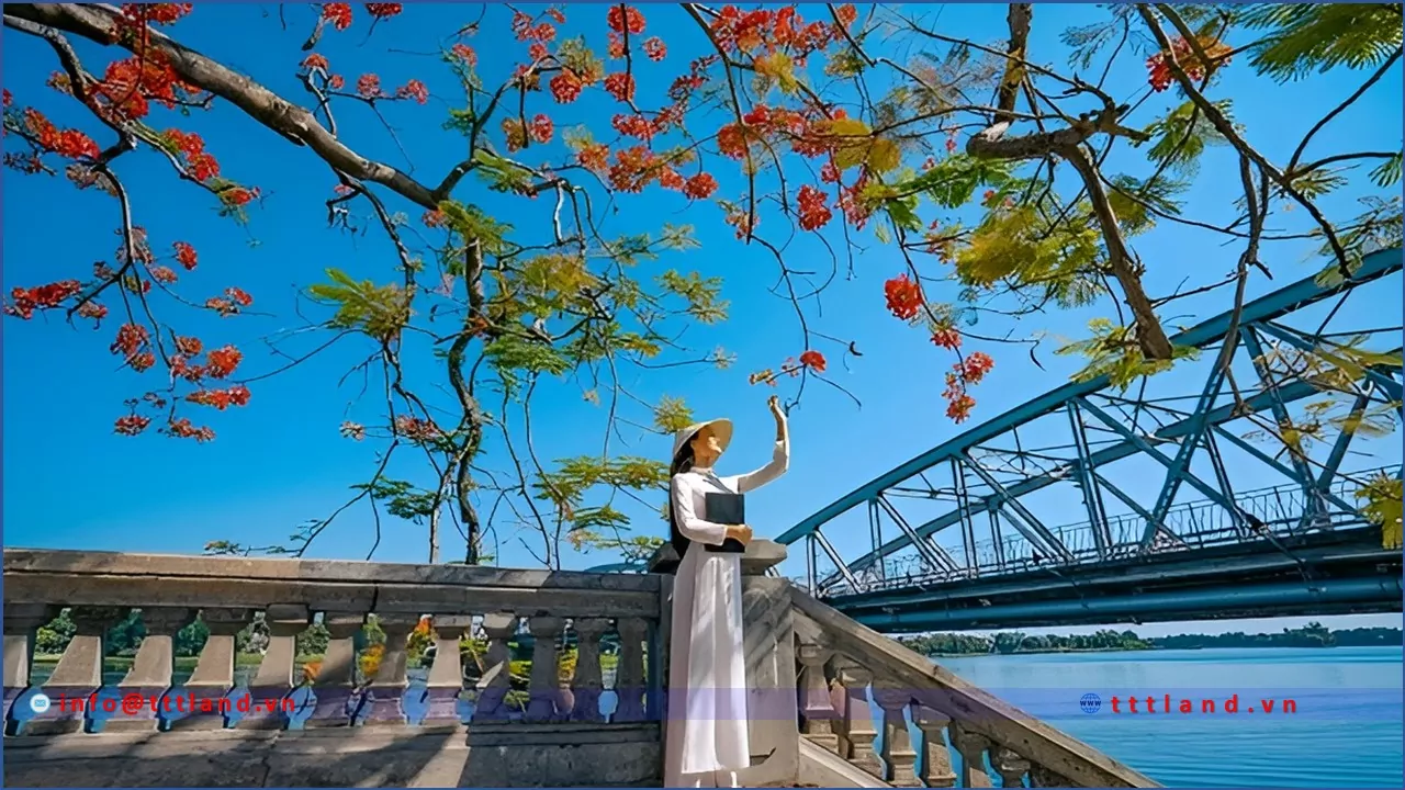 Nét đẹp Huế mộng Huế mơ - TTTLAND